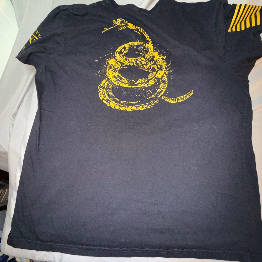 Grunt Style Gadsden Rattlesnake T-Shirt Men L Black Yellow Good Graphic Tee